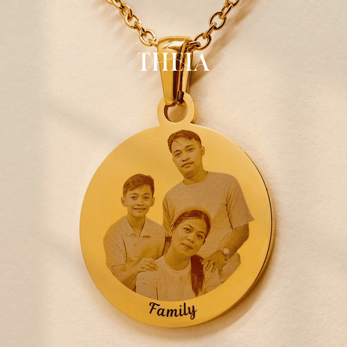 Family Necklace Emblem (Disc)